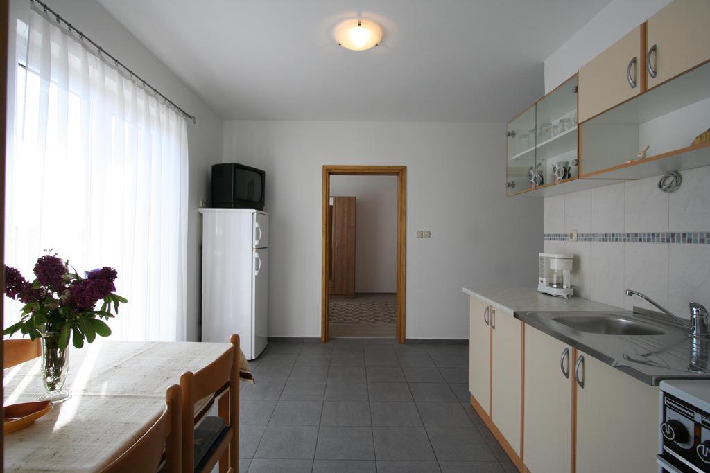 Apartments Mihalic Šilo Eksteriør bilde